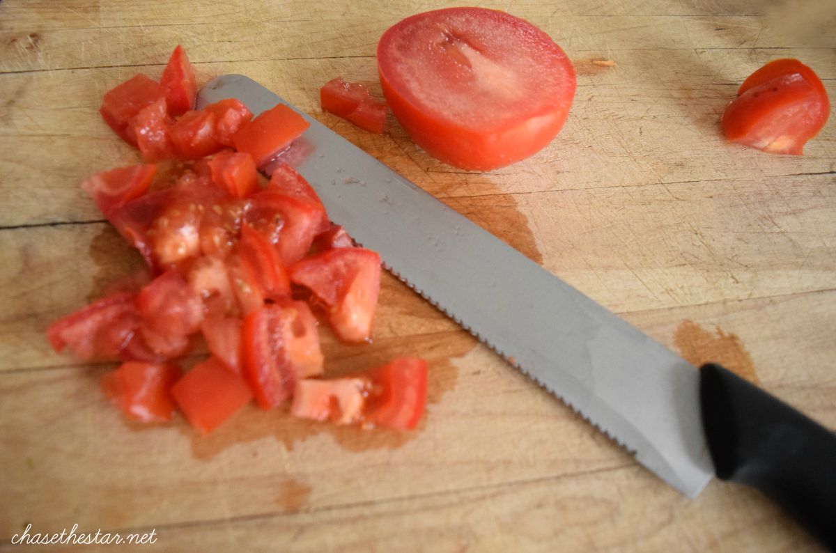 Diced Tomatoes for Spicy Tomato Relish #tailgate   #ad #kingOfFlavor